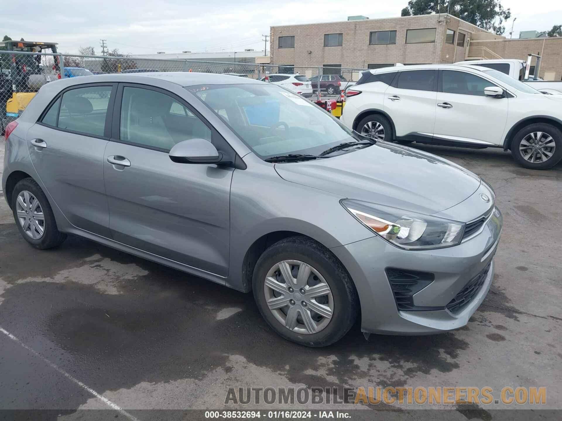 3KPA25AD3ME377481 KIA RIO 5-DOOR 2021