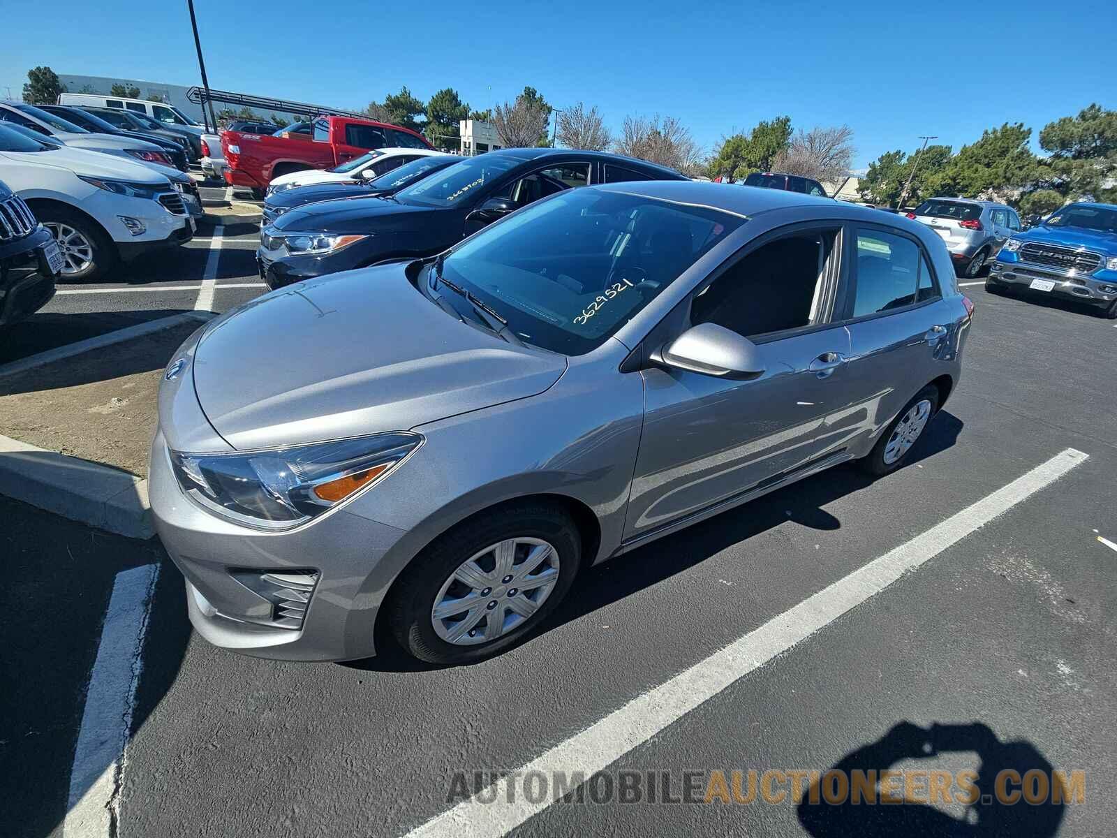 3KPA25AD3ME433936 Kia Rio 5-Door 2021