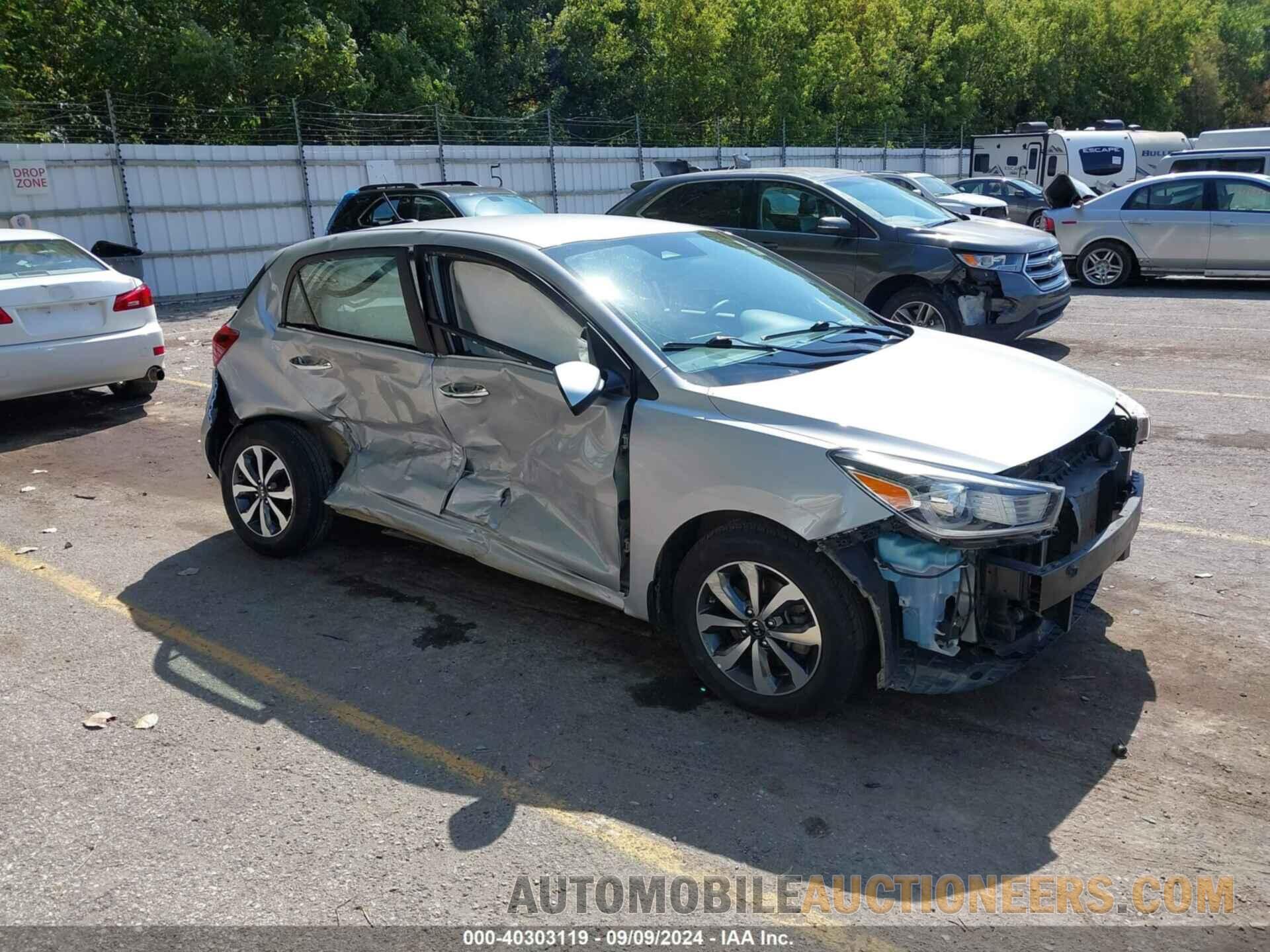 3KPA25AD8ME420759 KIA RIO 5-DOOR 2021