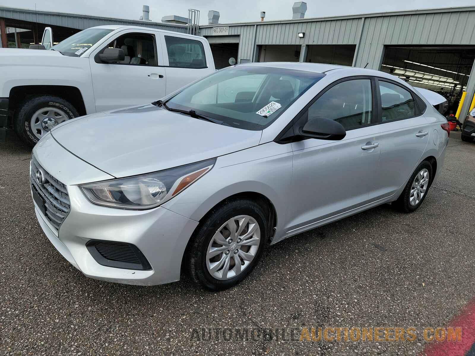 3KPC24A33JE021456 Hyundai Accent 2018