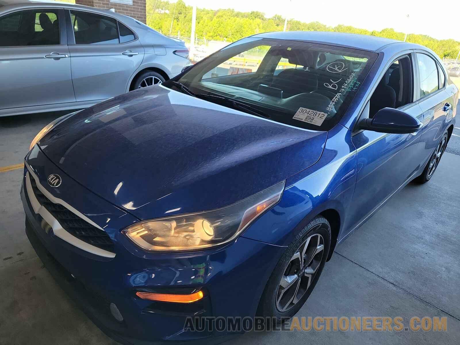 3KPF24AD0KE058262 Kia Forte 2019