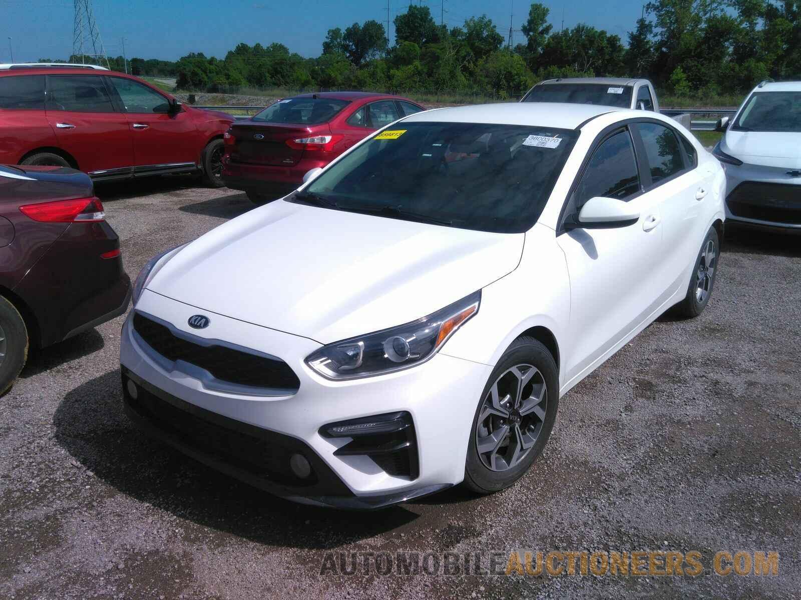 3KPF24AD0ME306805 Kia Forte 2021