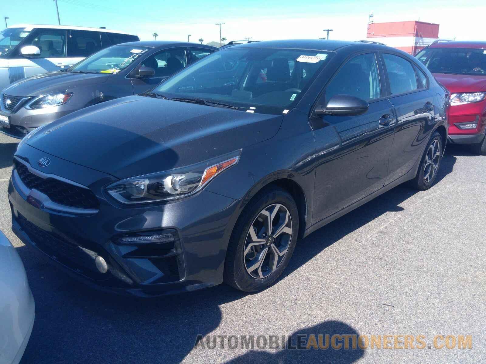 3KPF24AD0ME349279 Kia Forte 2021