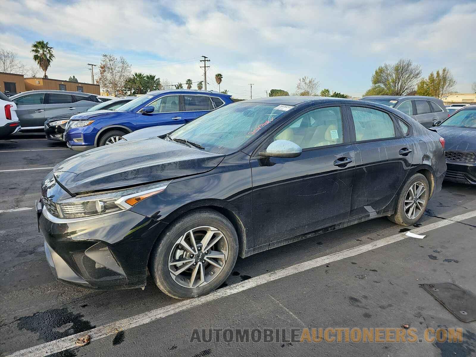 3KPF24AD0NE488524 Kia Forte 2022