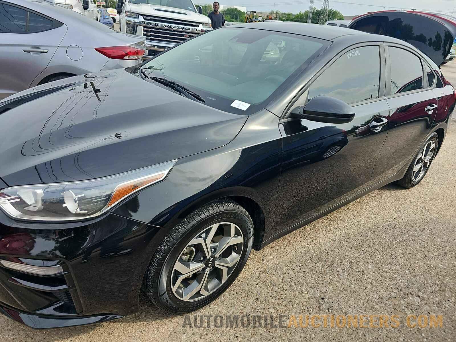 3KPF24AD1KE129615 Kia Forte 2019