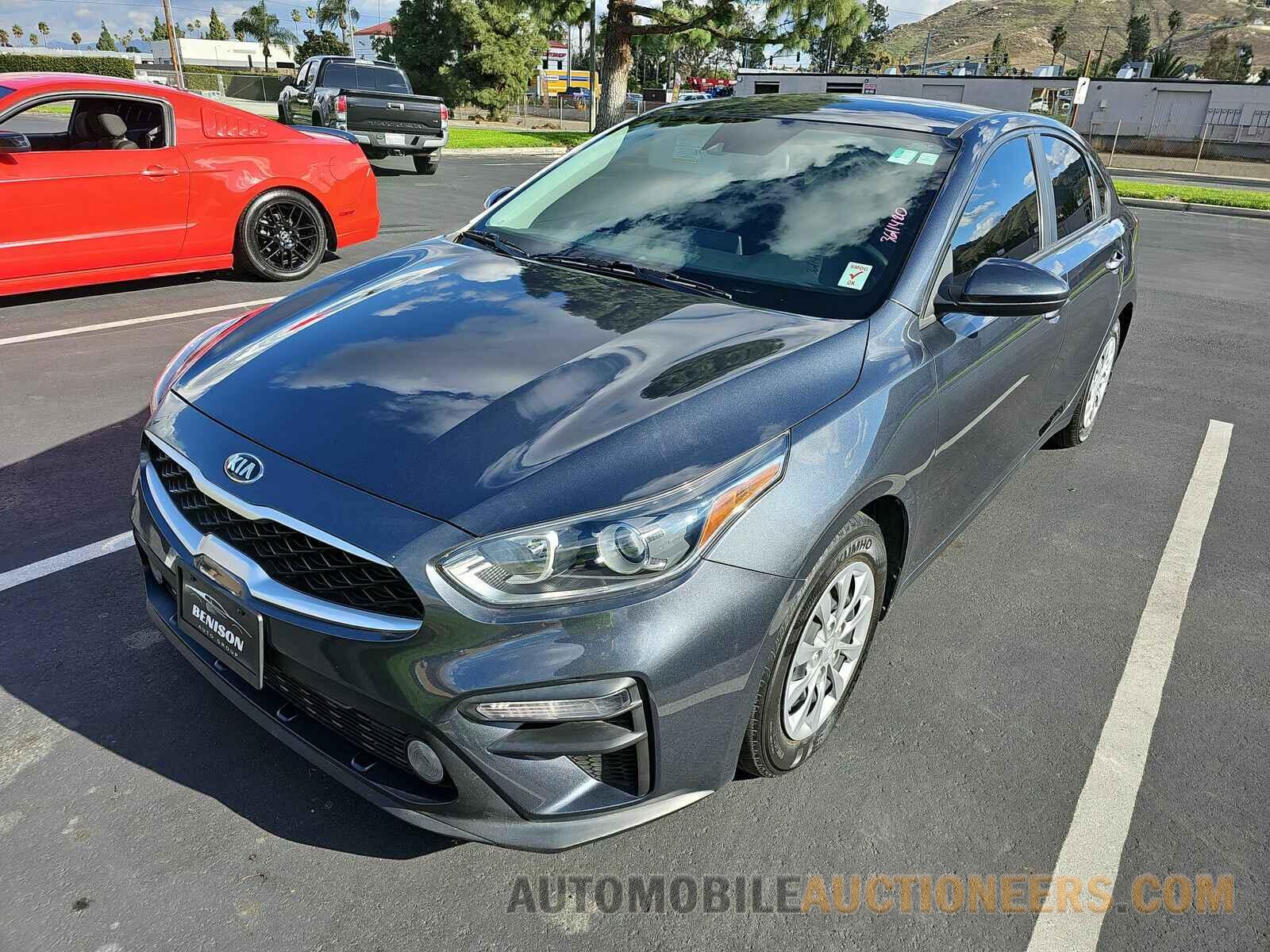 3KPF24AD1LE235693 Kia Forte 2020