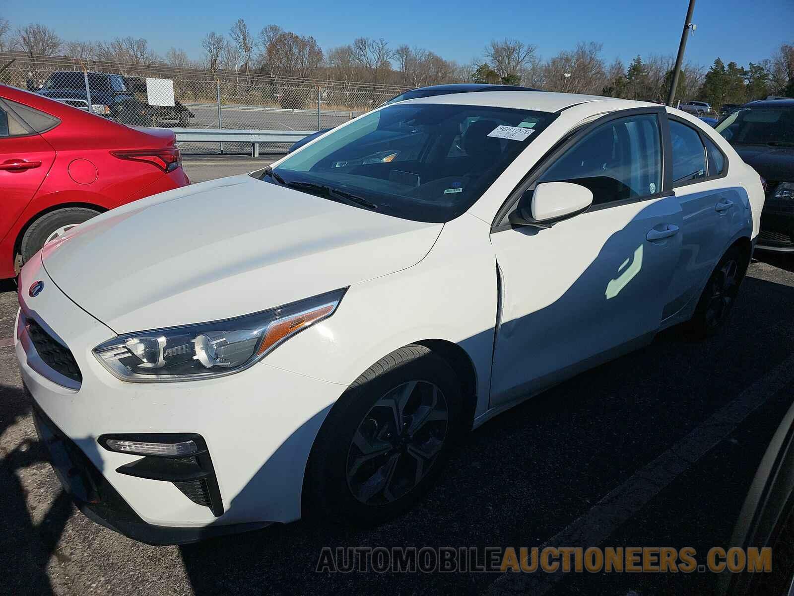 3KPF24AD1ME329722 Kia Forte 2021