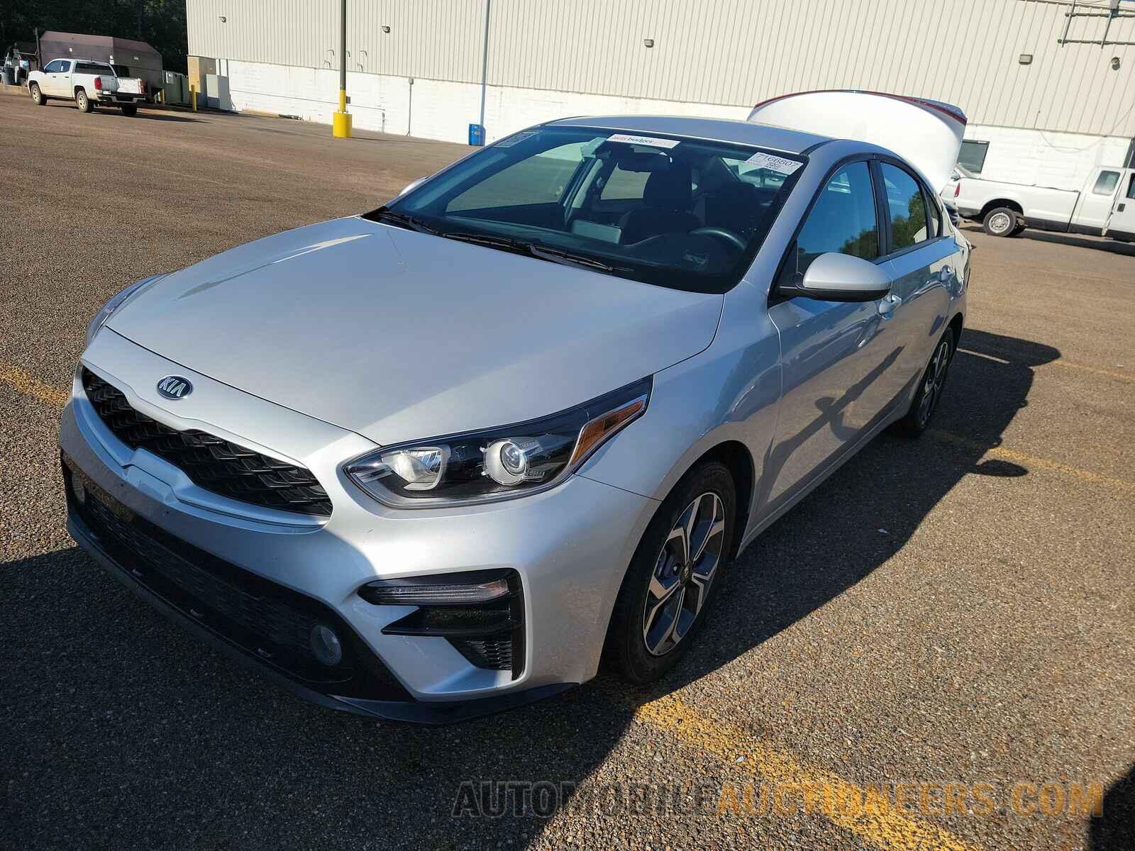 3KPF24AD1ME339408 Kia Forte 2021