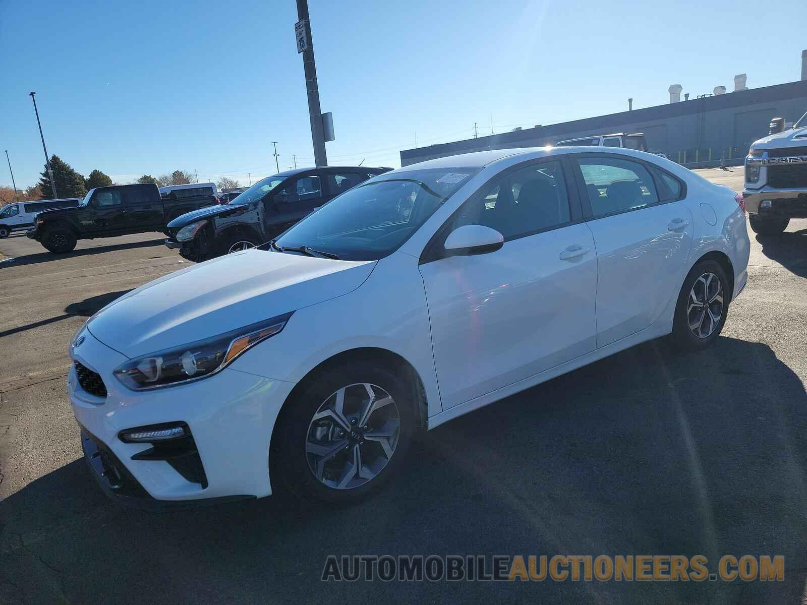 3KPF24AD1ME364132 Kia Forte 2021