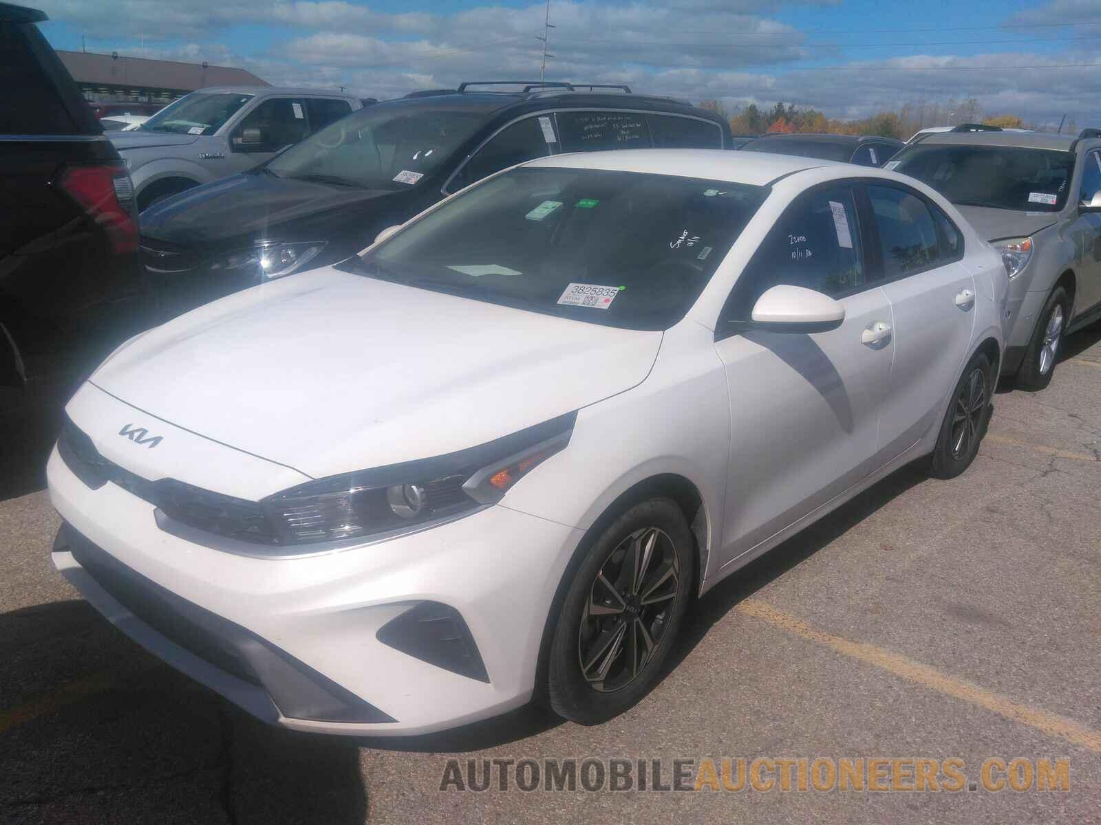 3KPF24AD1PE527818 Kia Forte 2023