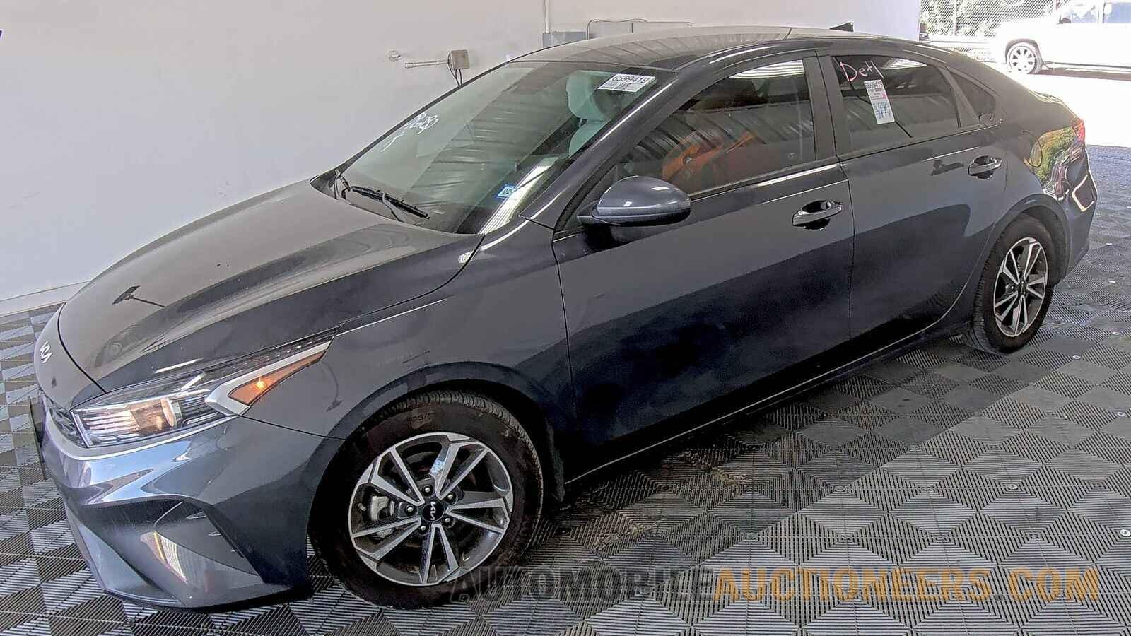 3KPF24AD1PE596282 Kia Forte 2023