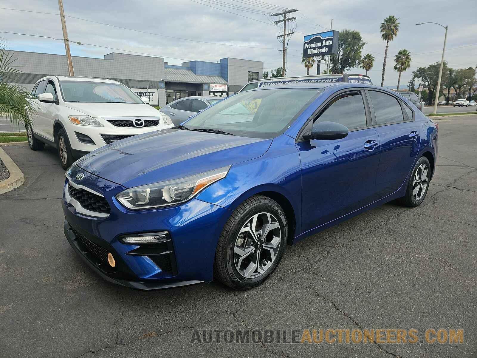 3KPF24AD2KE121023 Kia Forte 2019