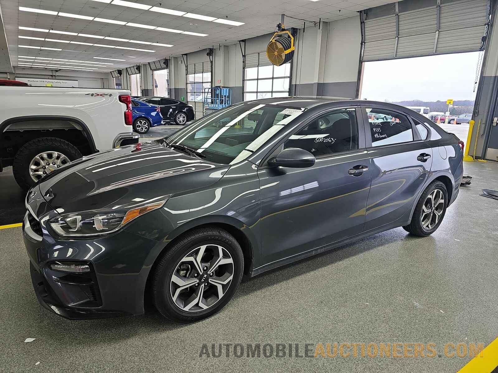 3KPF24AD2ME353740 Kia Forte 2021