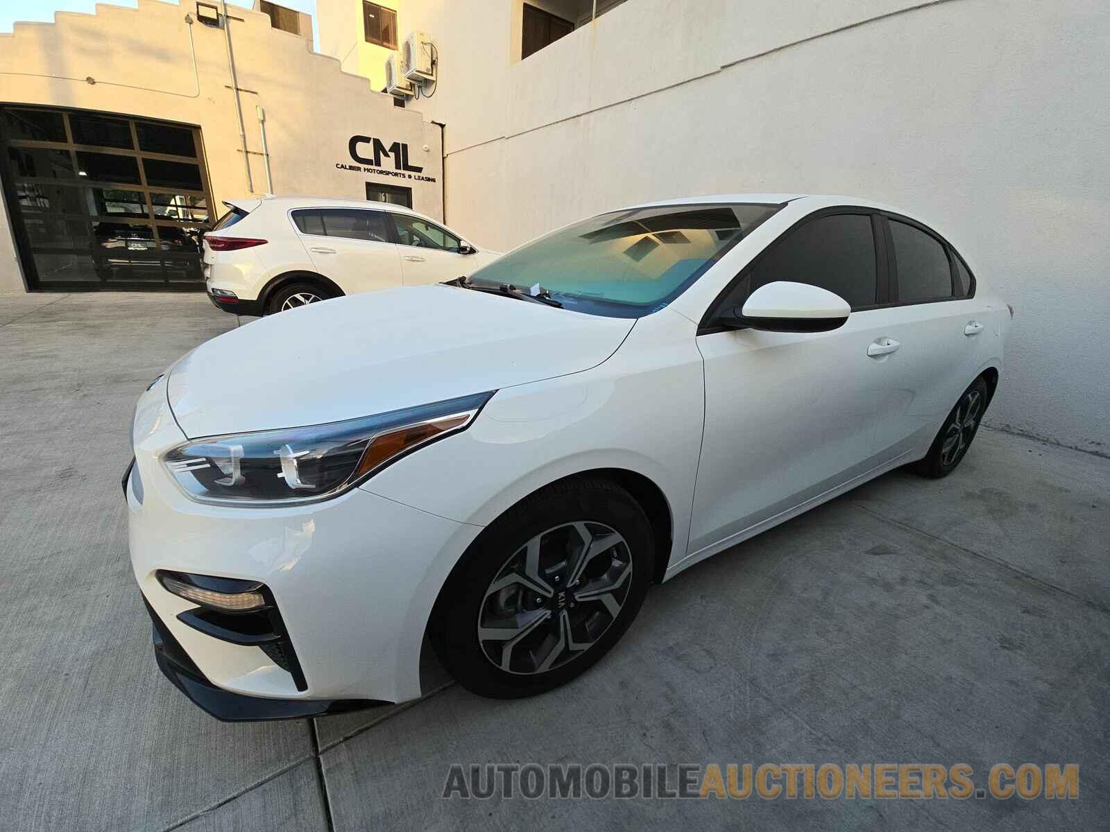 3KPF24AD2ME374975 Kia Forte 2021