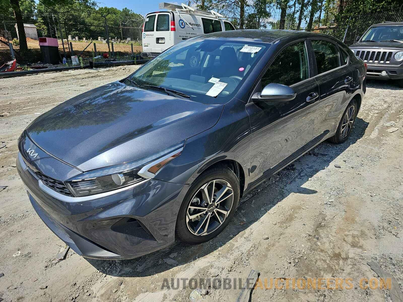 3KPF24AD2NE464340 Kia Forte 2022