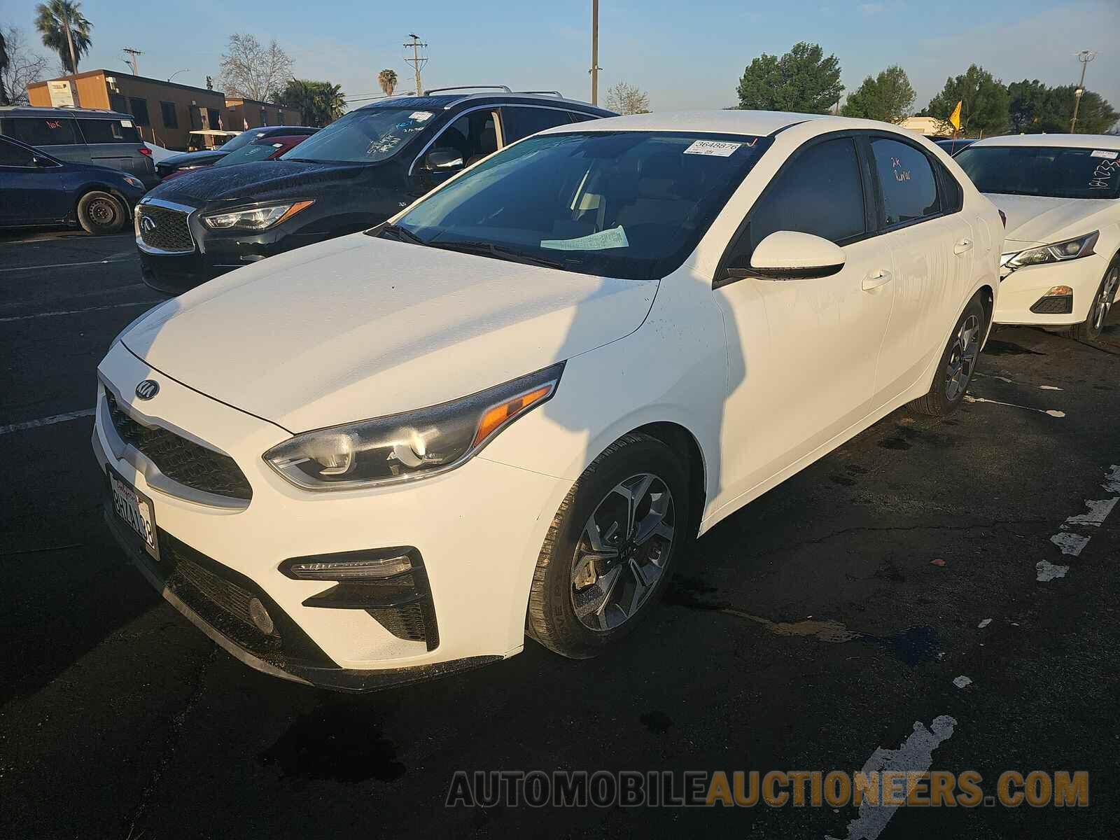 3KPF24AD3KE077257 Kia Forte 2019