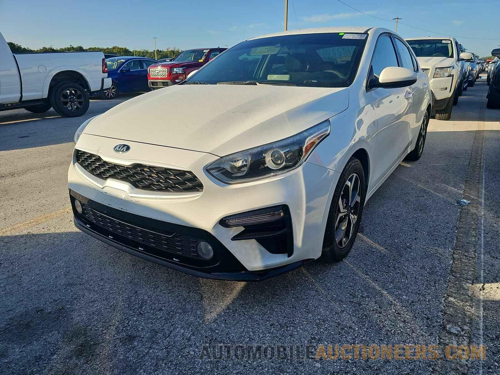 3KPF24AD3ME372359 Kia Forte 2021