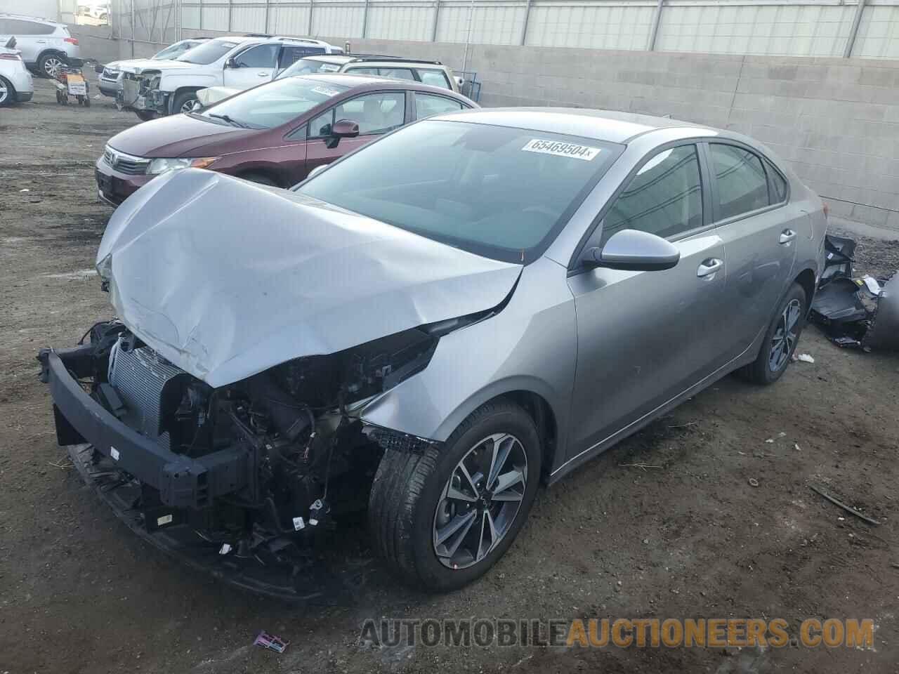 3KPF24AD3RE807064 KIA FORTE 2024