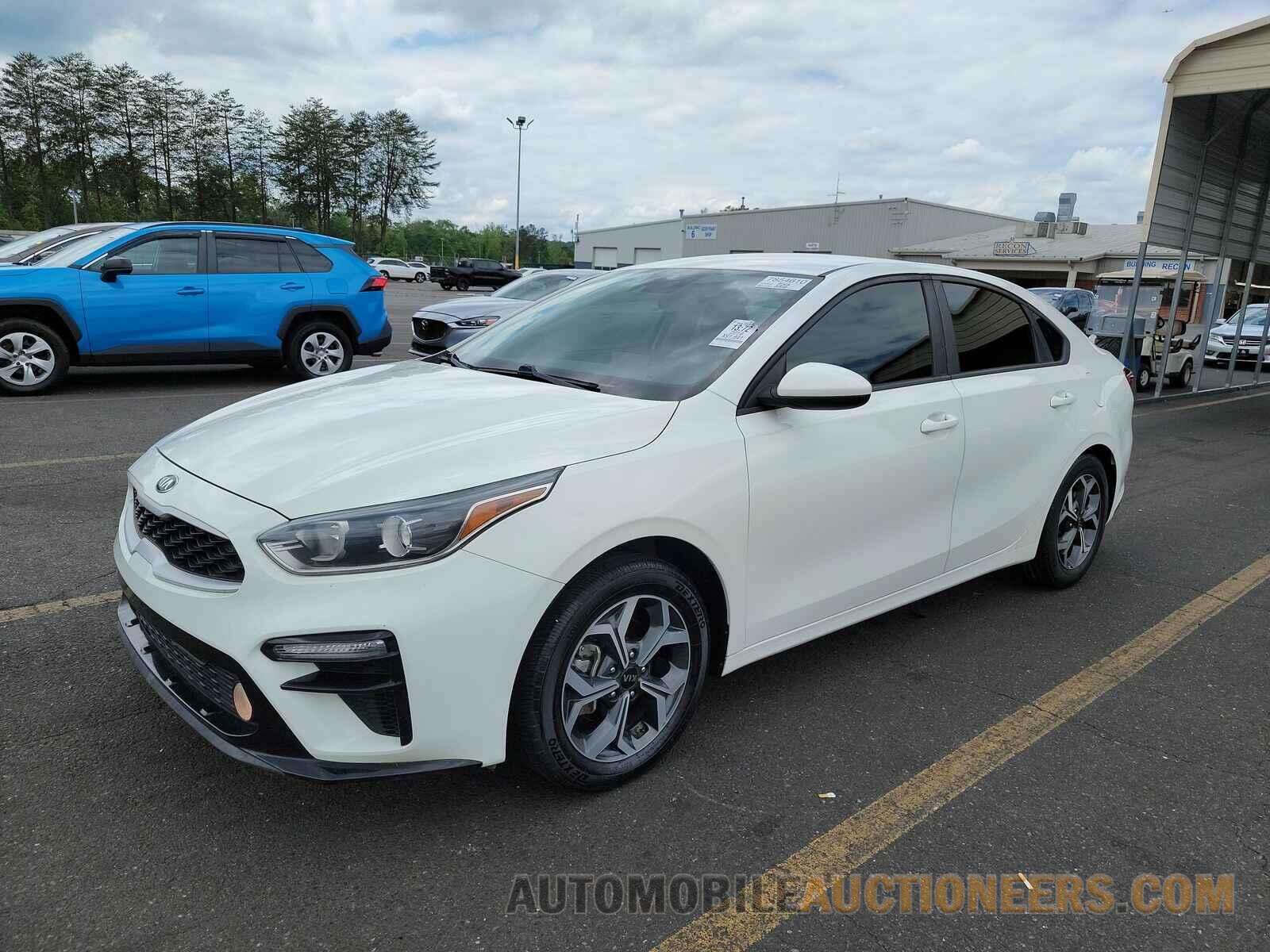 3KPF24AD4KE004561 Kia Forte 2019