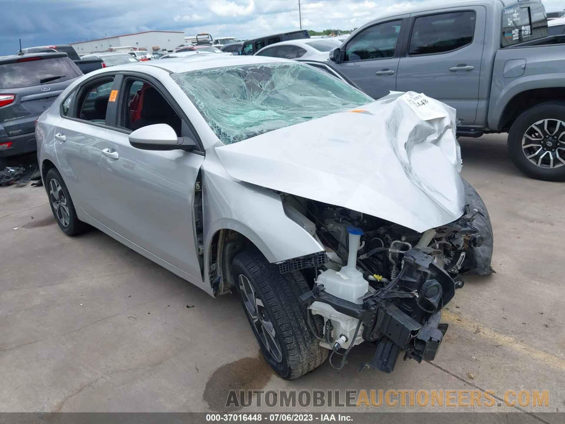 3KPF24AD4LE156535 KIA FORTE 2020