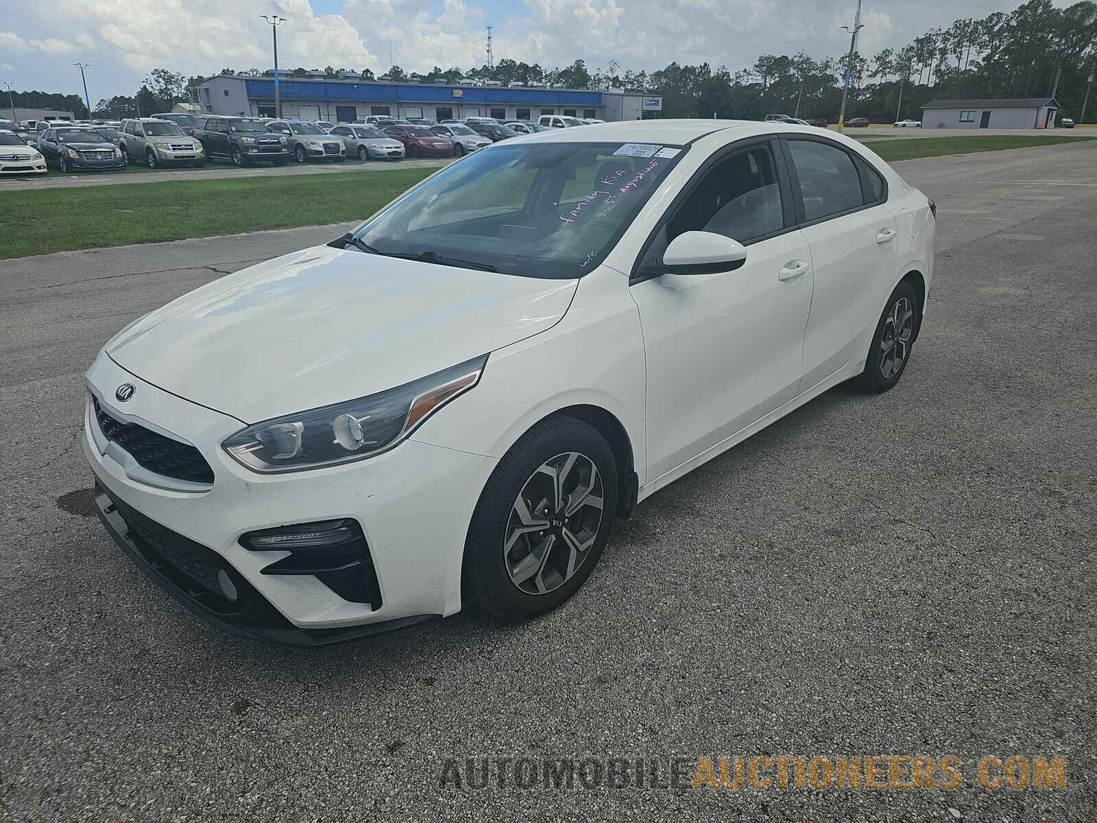 3KPF24AD4ME266146 Kia Forte 2021