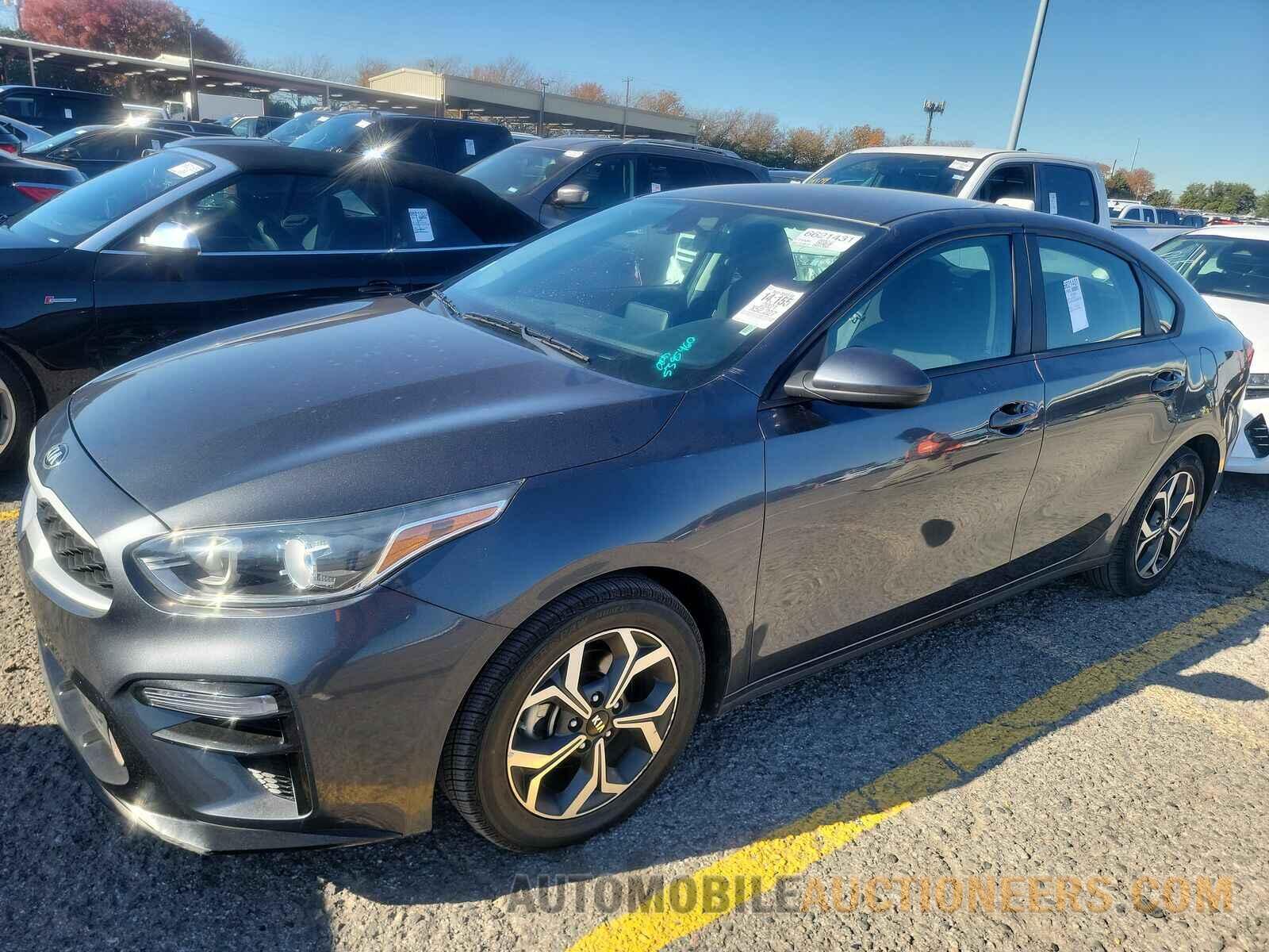 3KPF24AD4ME307360 Kia Forte 2021