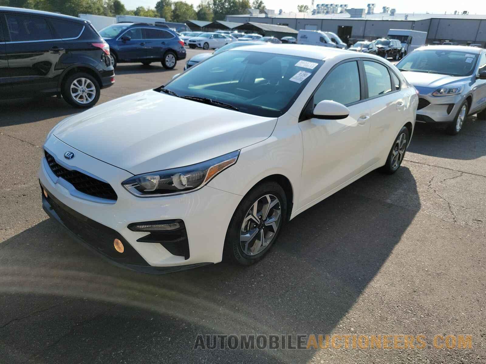 3KPF24AD4ME312493 Kia Forte 2021