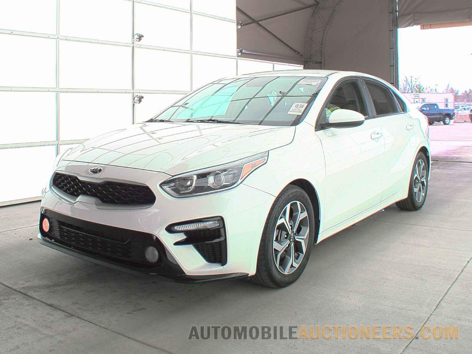 3KPF24AD4ME313921 Kia Forte 2021