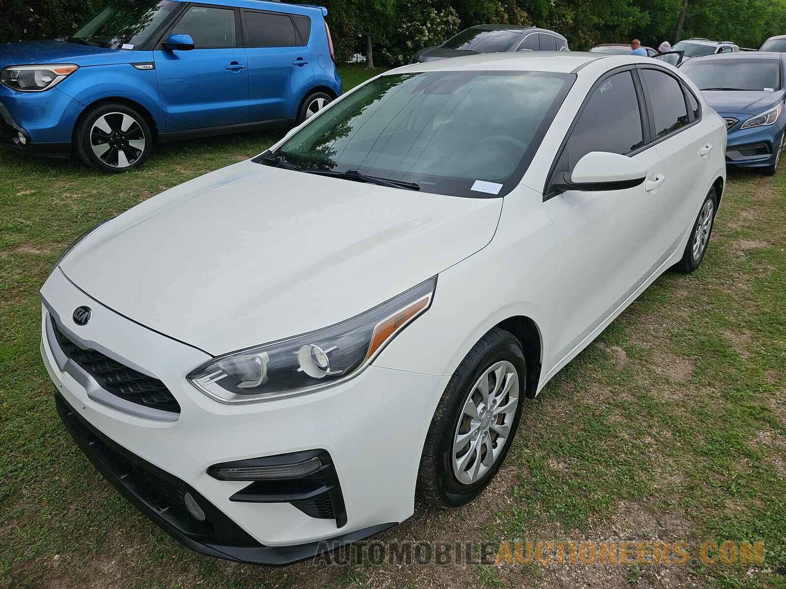 3KPF24AD5LE158827 Kia Forte 2020