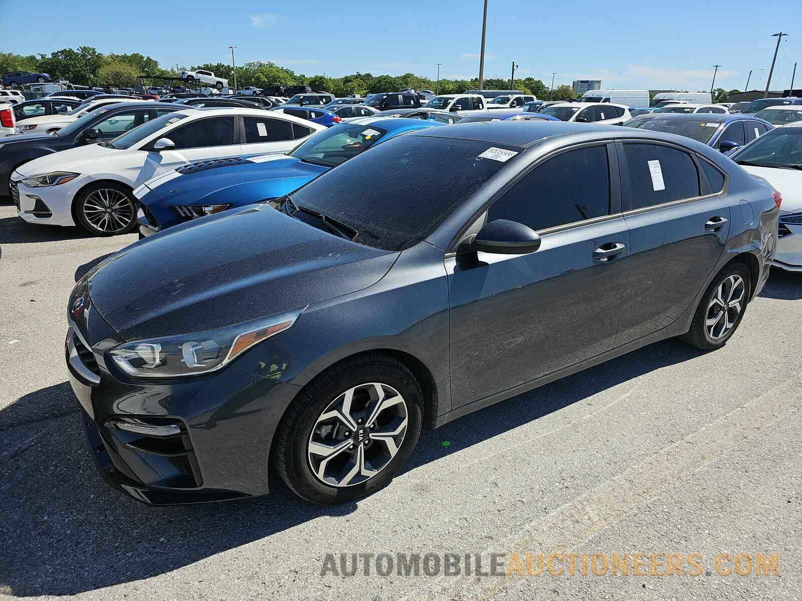 3KPF24AD5ME294120 Kia Forte 2021