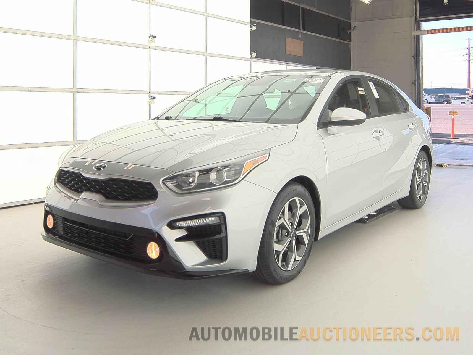 3KPF24AD5ME306475 Kia Forte 2021