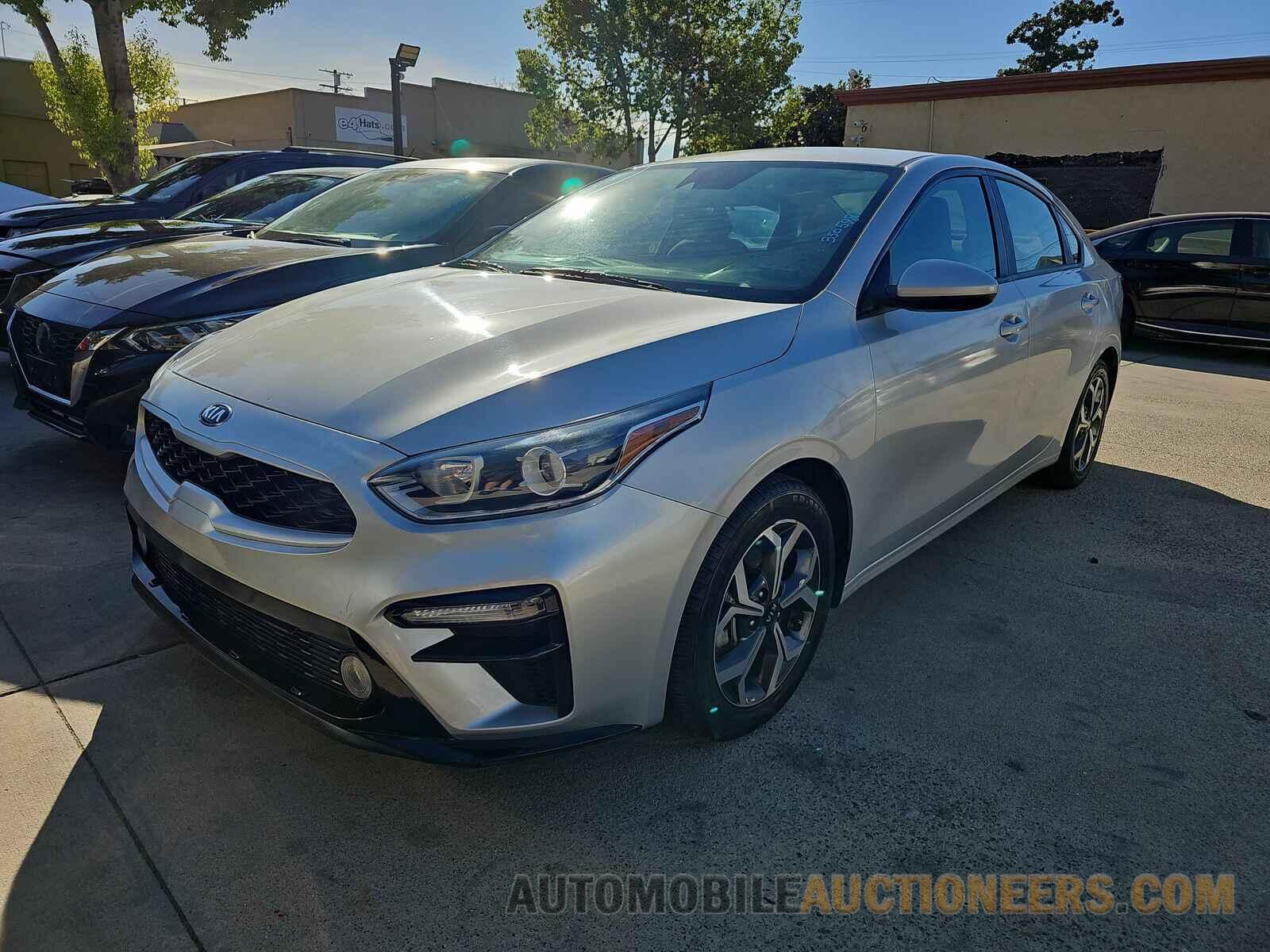 3KPF24AD5ME308839 Kia Forte 2021