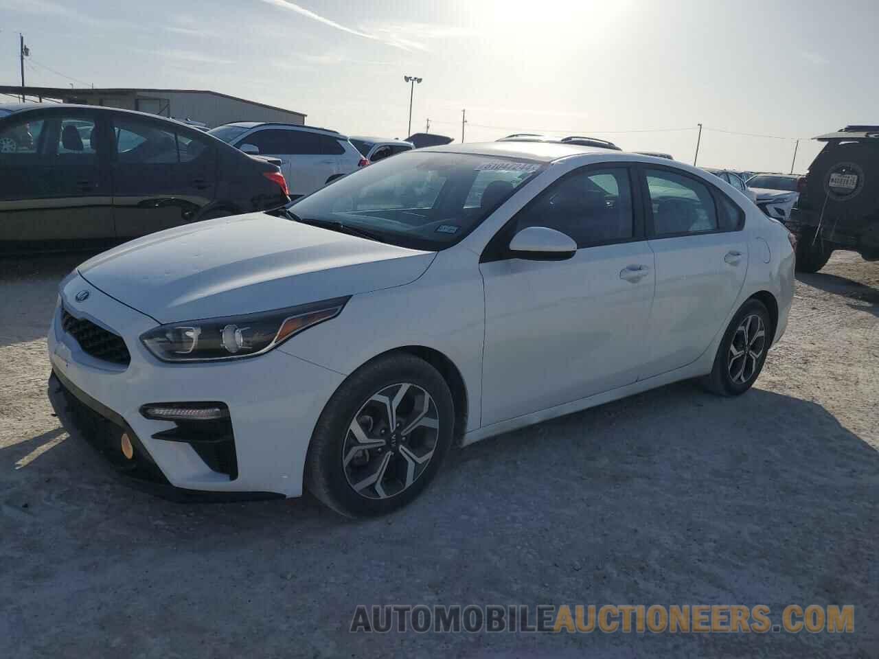 3KPF24AD5ME327701 KIA FORTE 2021