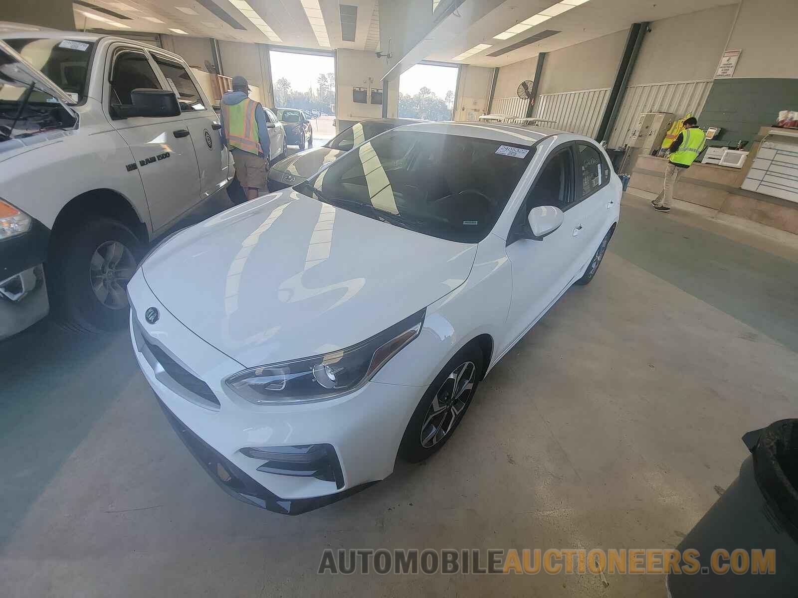 3KPF24AD5ME333840 Kia Forte 2021