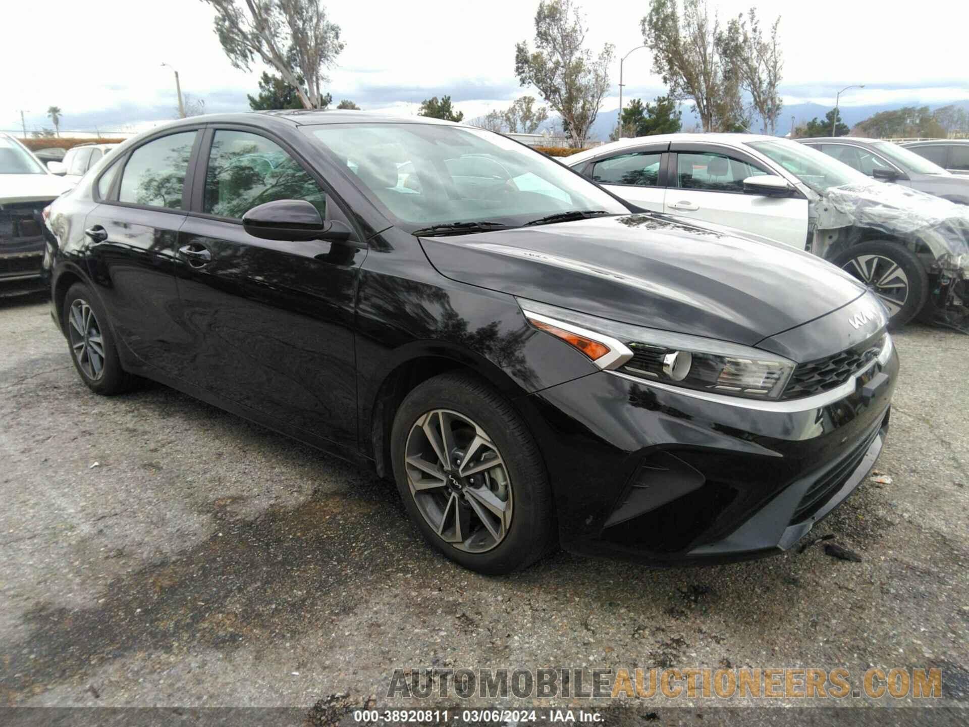 3KPF24AD5NE488437 KIA FORTE 2022