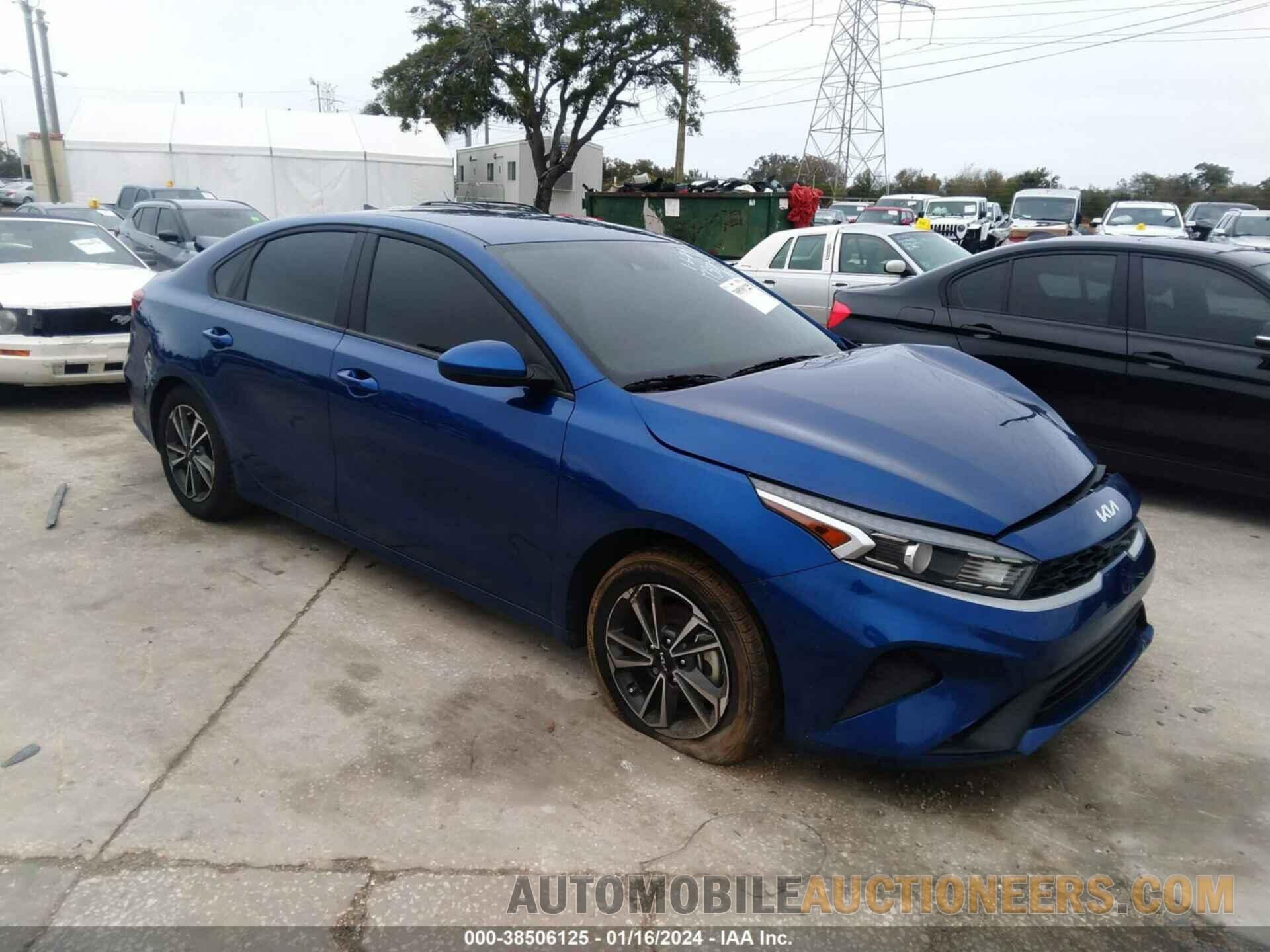 3KPF24AD5NE493704 KIA FORTE 2022