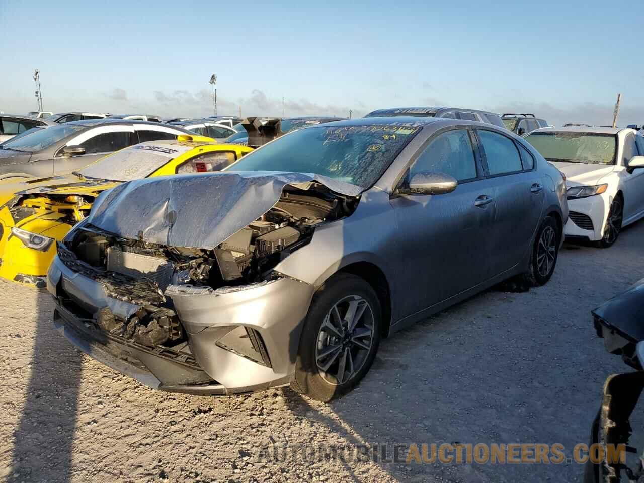 3KPF24AD5RE697957 KIA FORTE 2024