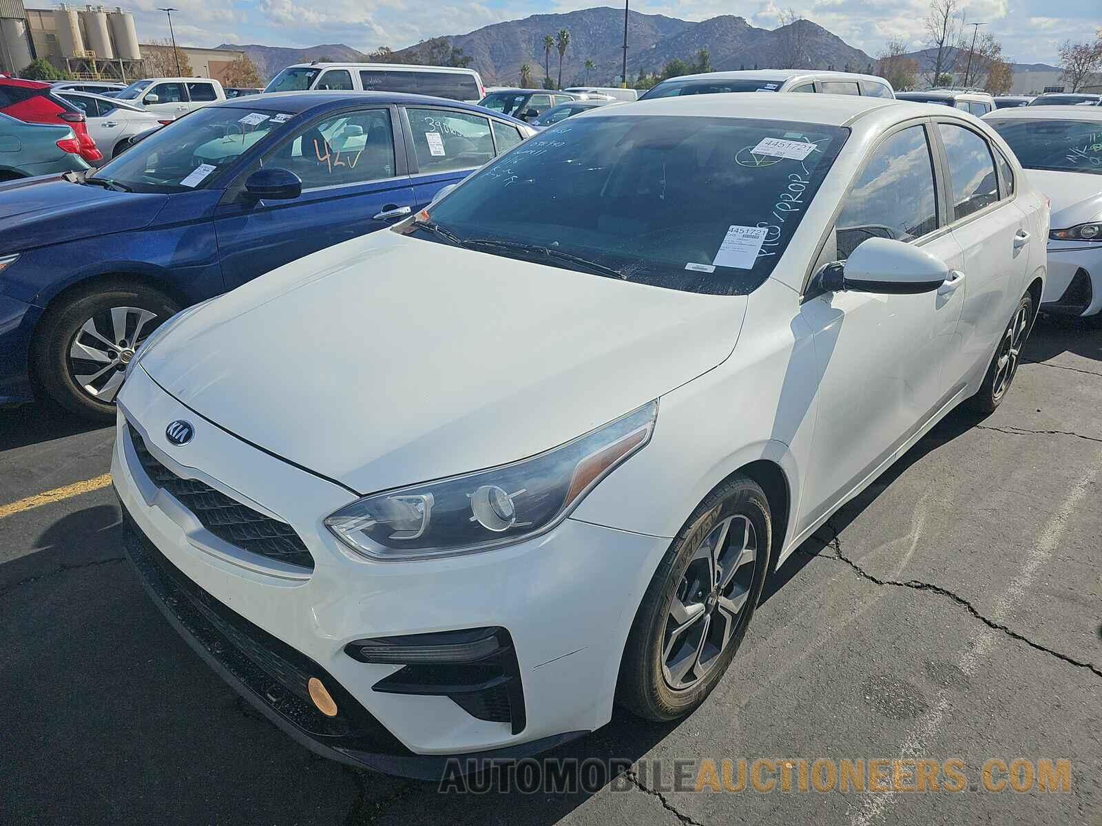 3KPF24AD6KE038940 Kia Forte 2019