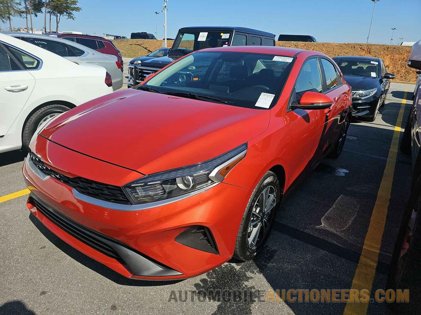 3KPF24AD6NE417358 Kia Forte 2022