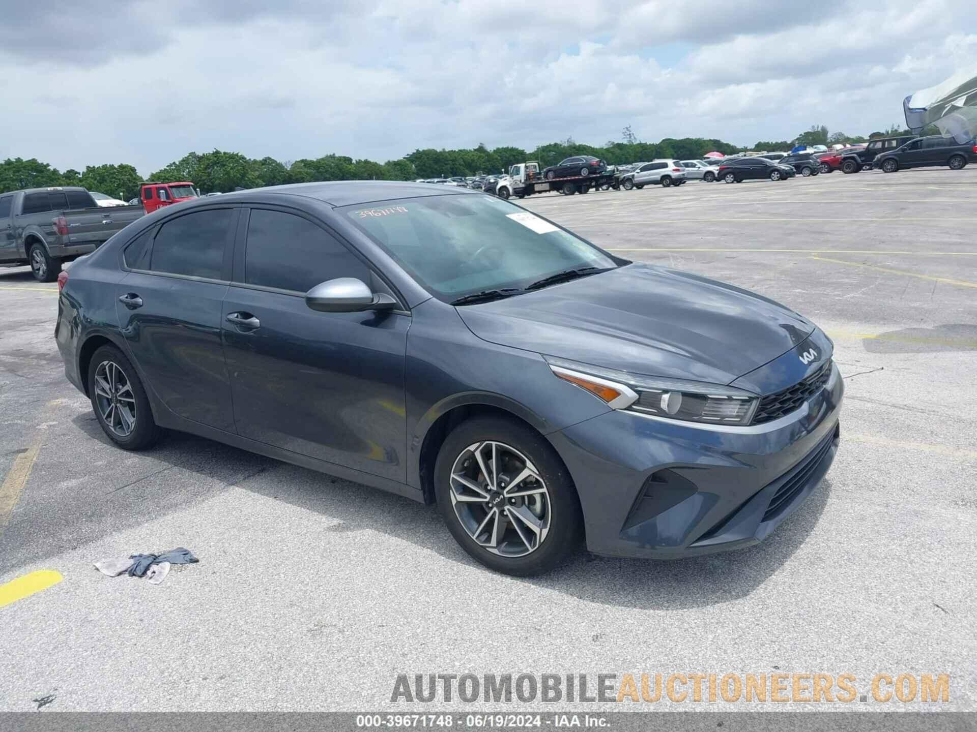 3KPF24AD6NE429395 KIA FORTE 2022