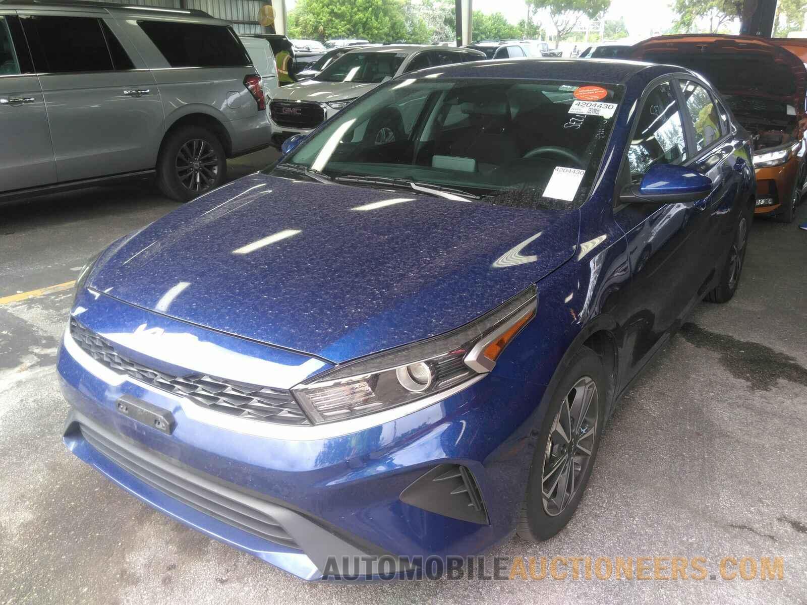 3KPF24AD6PE565917 Kia Forte 2023