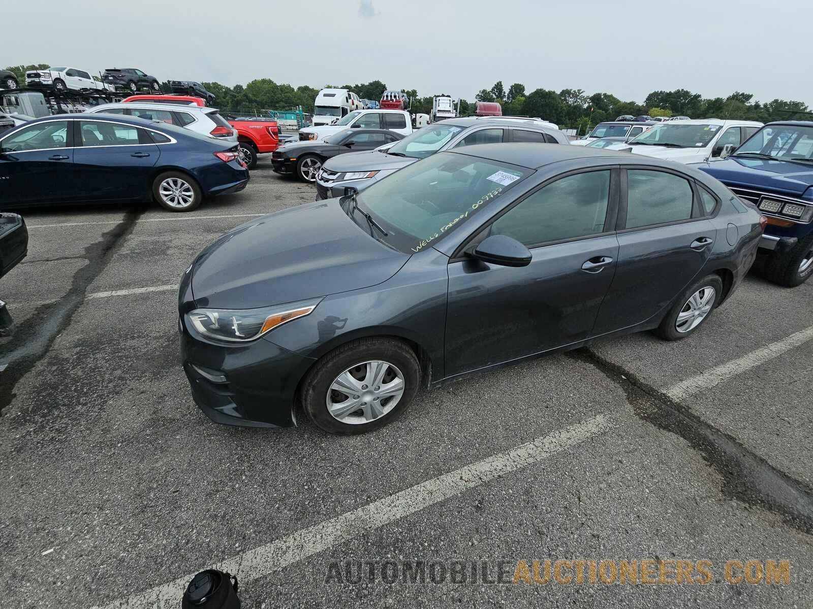 3KPF24AD7KE009933 Kia Forte 2019