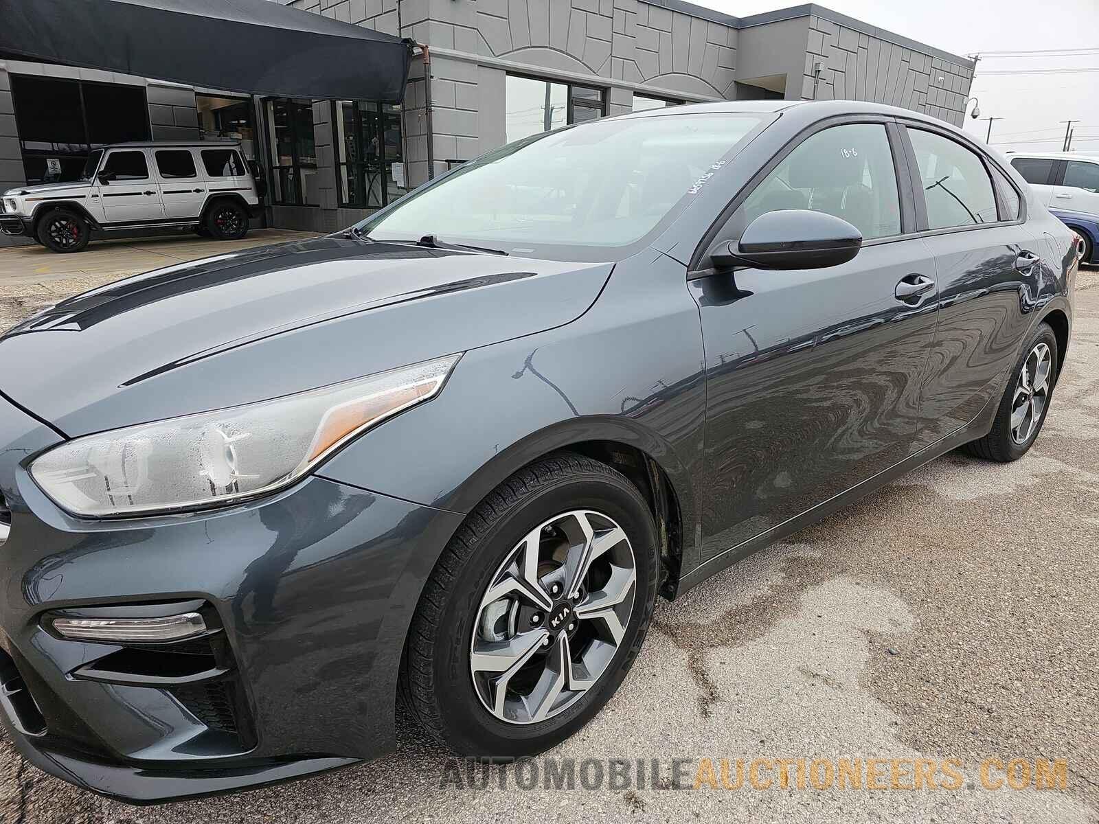 3KPF24AD7KE133653 Kia Forte 2019