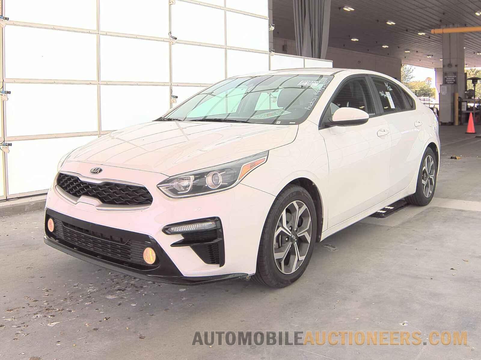 3KPF24AD7ME282261 Kia Forte 2021