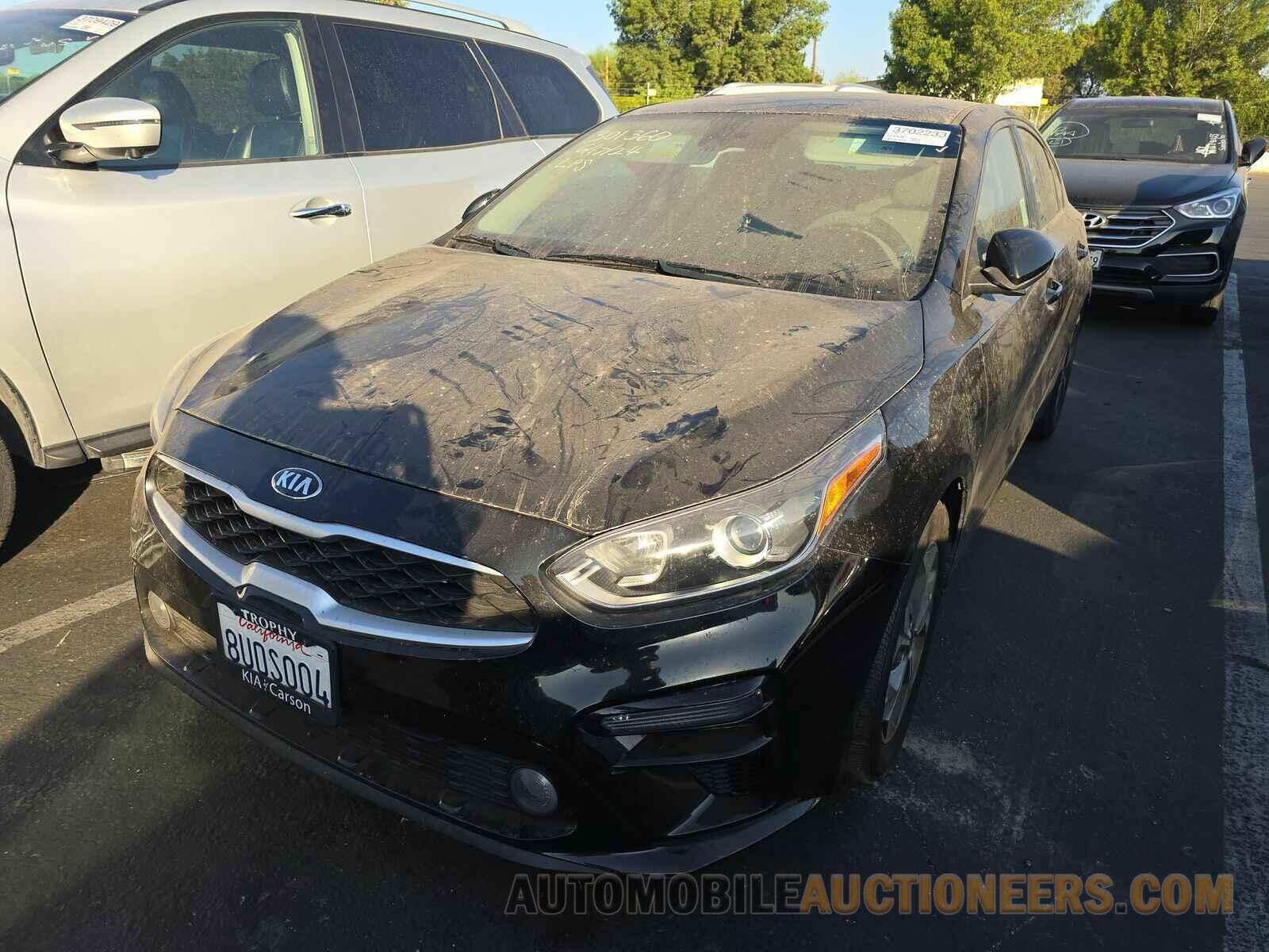 3KPF24AD7ME301360 Kia Forte 2021