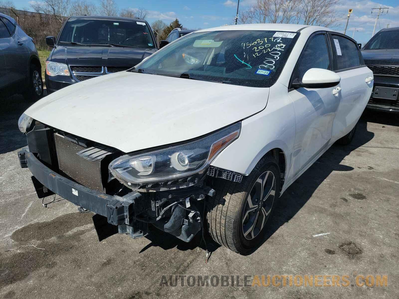 3KPF24AD7ME306073 Kia Forte 2021