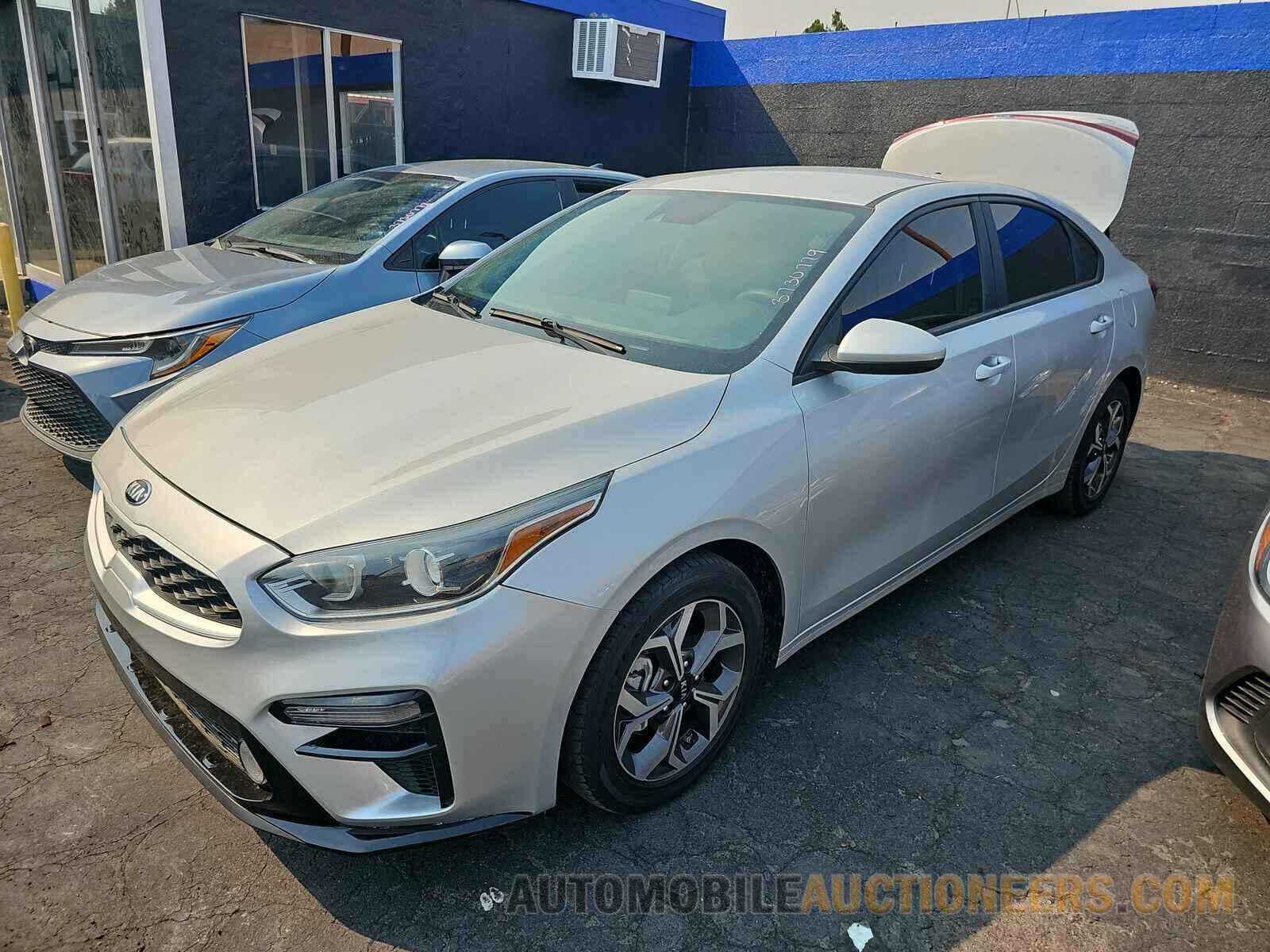 3KPF24AD7ME311435 Kia Forte 2021