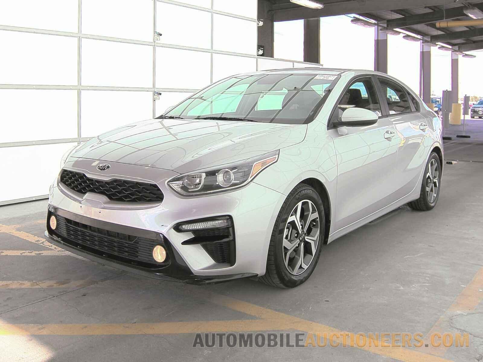 3KPF24AD7ME316263 Kia Forte 2021