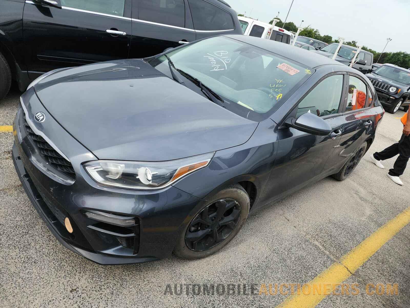 3KPF24AD7ME339879 Kia Forte 2021