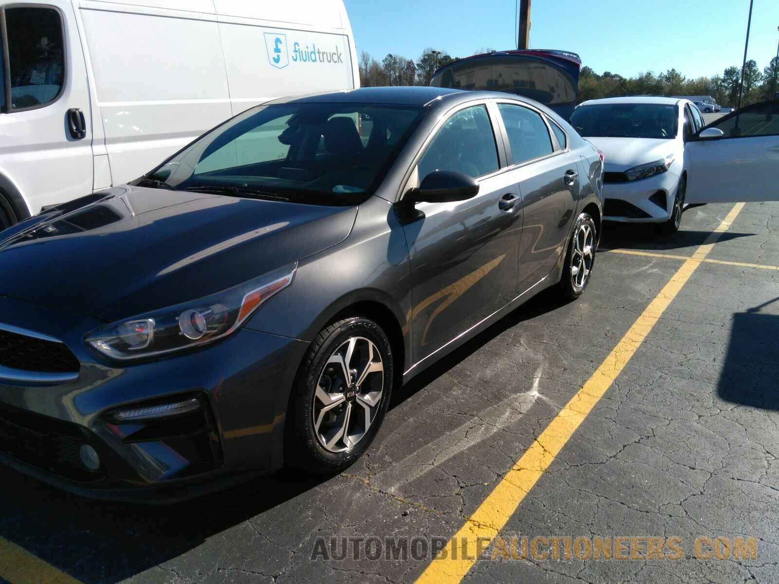 3KPF24AD7ME340482 Kia Forte 2021